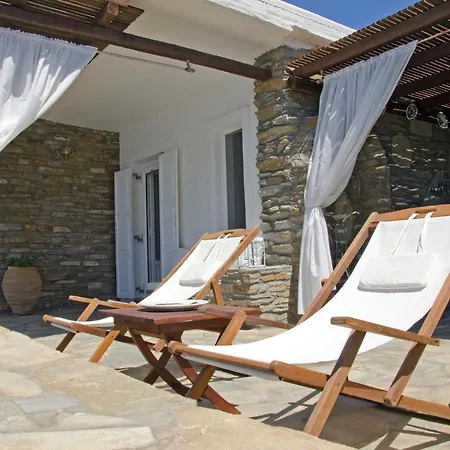 Fantastic Waterfront House In Koundouros Ioulis
