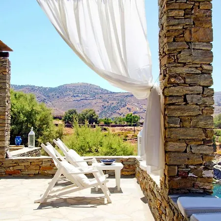 Fantastic Waterfront House In Koundouros Ioulis