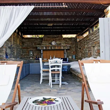 Fantastic Waterfront House In Koundouros