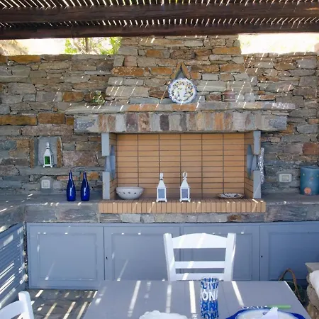 Fantastic Waterfront House In Koundouros * Ioulis
